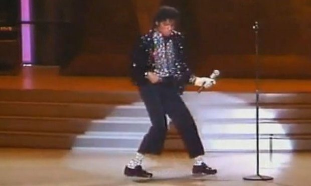 ▶ Michael Jackson – Billie Jean Live First Time Moonwalk
